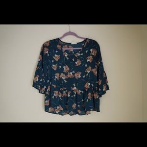 Adorable Sienna Sky Nordstrom blouse